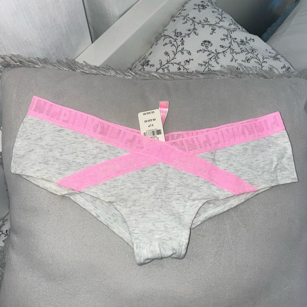 PINK VS panty Size S